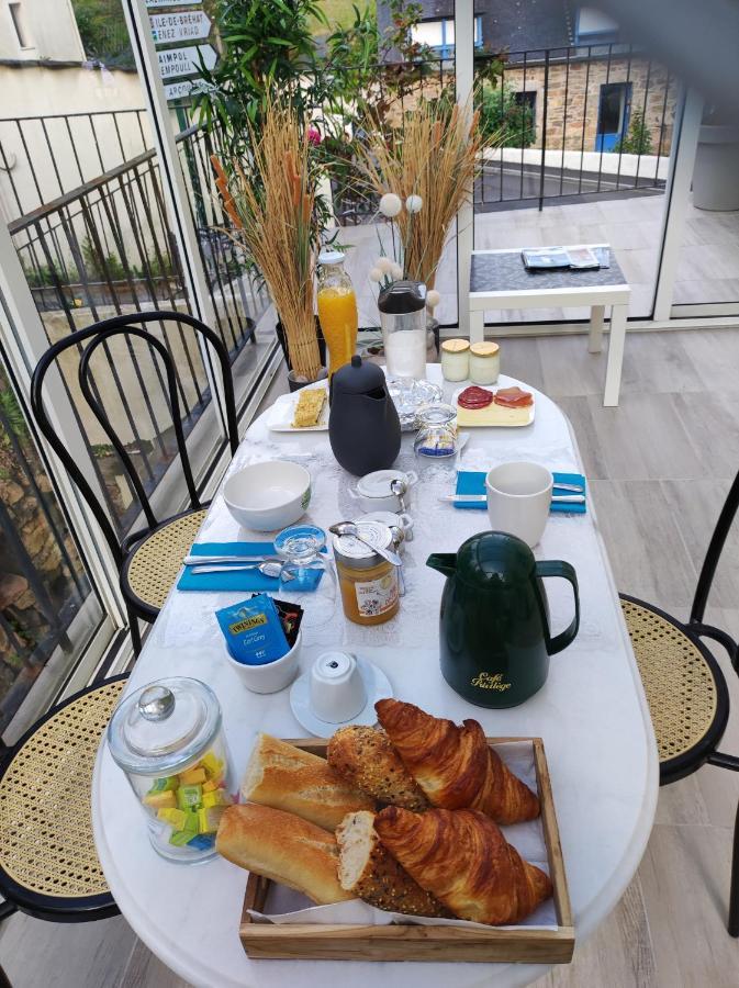 Bed & Breakfast Les D'hotes Du Port De Loguivy De La Ploubazlanec